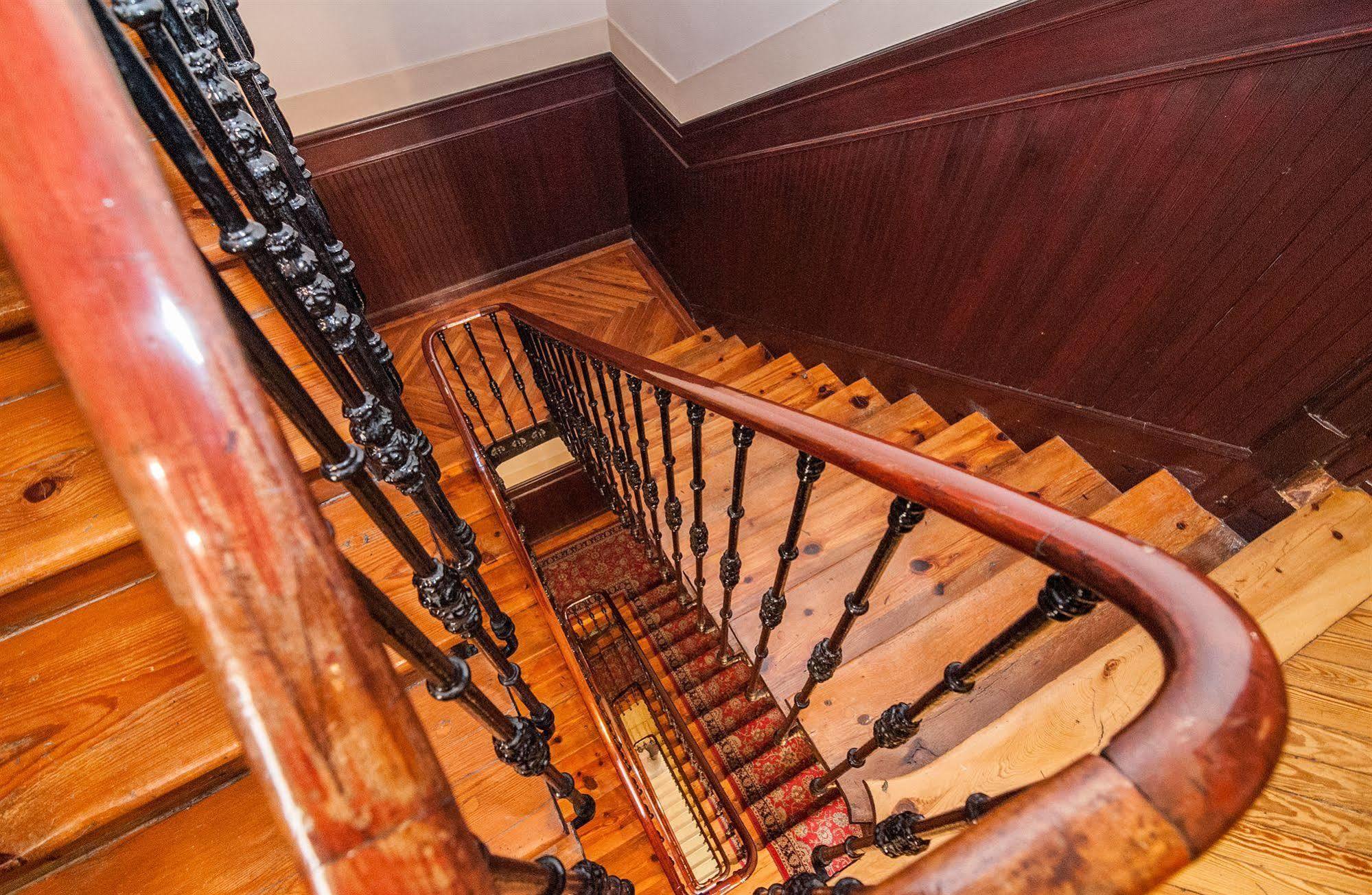 Hostal Gallardo Madrid Bagian luar foto